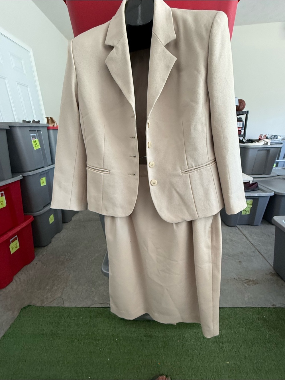 Cream Women's Skirt Suit - Classic Blazer & Pencil Skirt p48